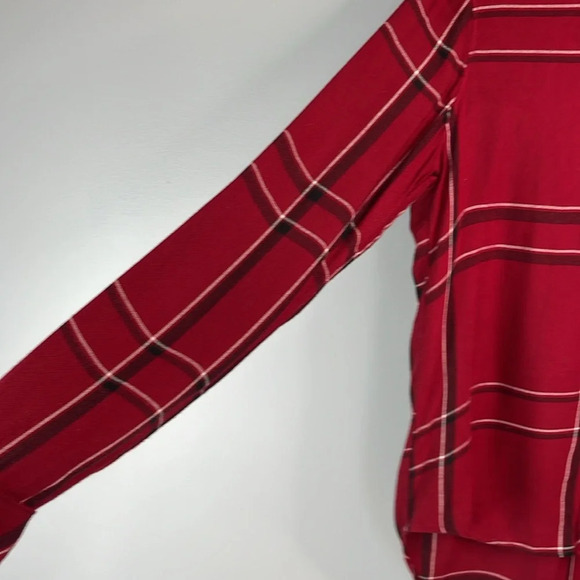 RW&CO Burgundy Plaid Brushed Viscose Button Up Shirt Hi Low Long Sleeve Size XS - Picture 5 of 10